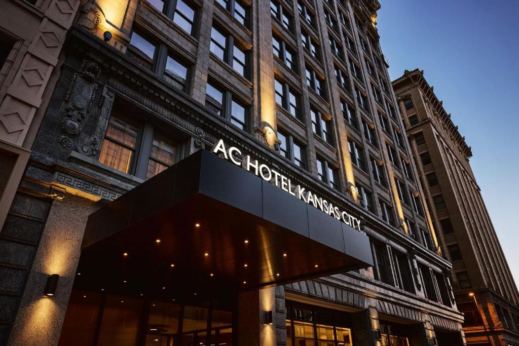 AC Hotel by Marriott Kansas City Downtown in Kansas City