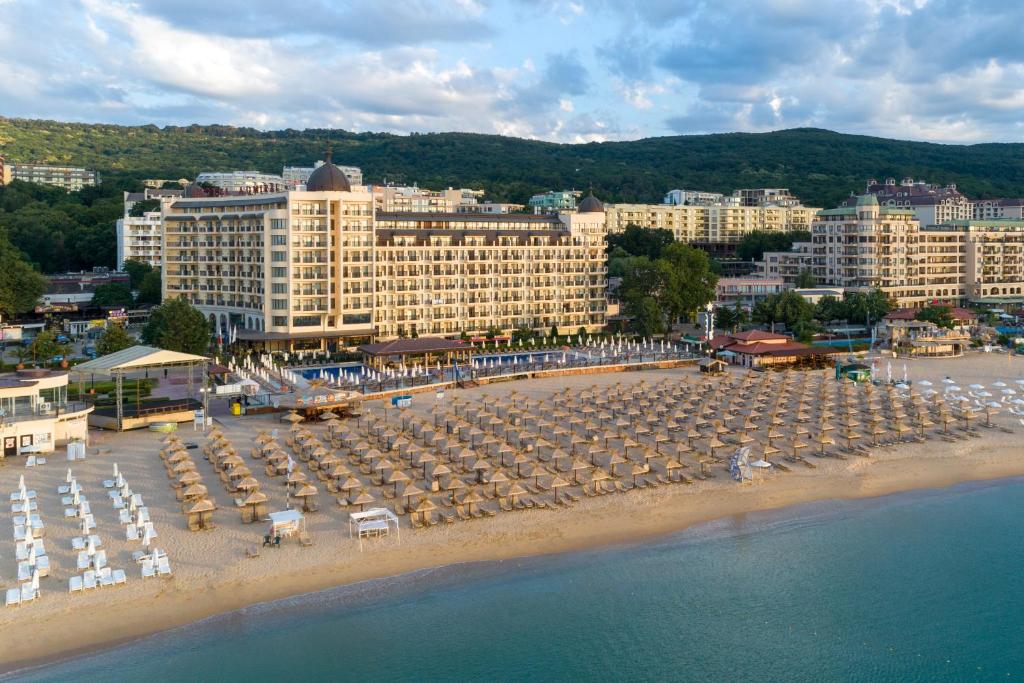 Admiral Hotel - Ultra All Inclusive & Private Beach in Golden Sands