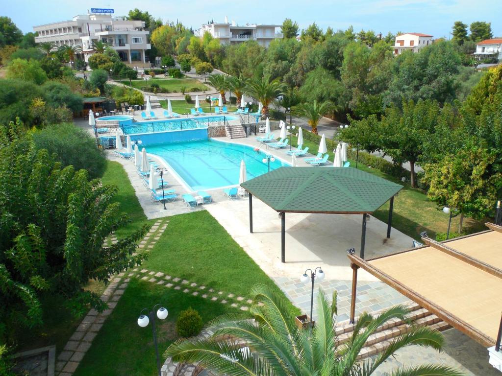 Almira Mare in Chalkída