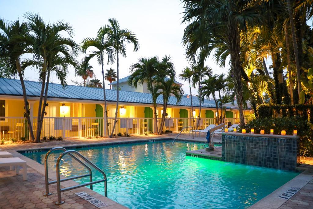 Almond Tree Inn - Adults Only in Key West