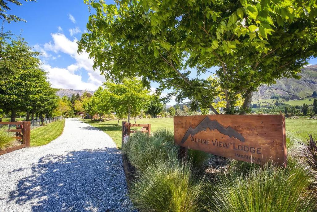 Alpine View Lodge in Wanaka