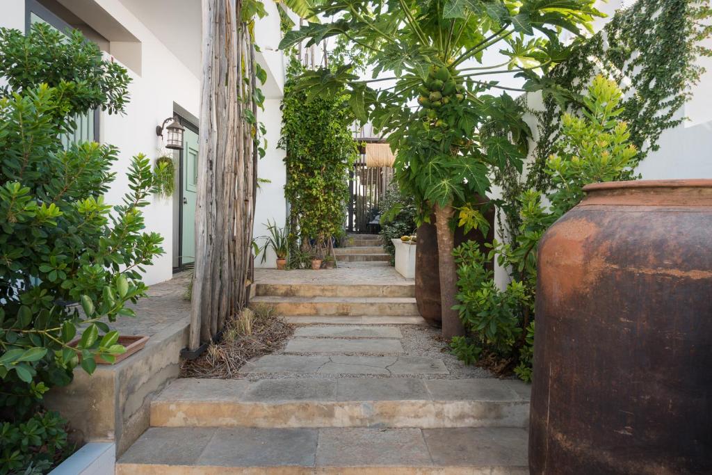 Altanure Almatere - Food Forest Boutique Stay in Tavira