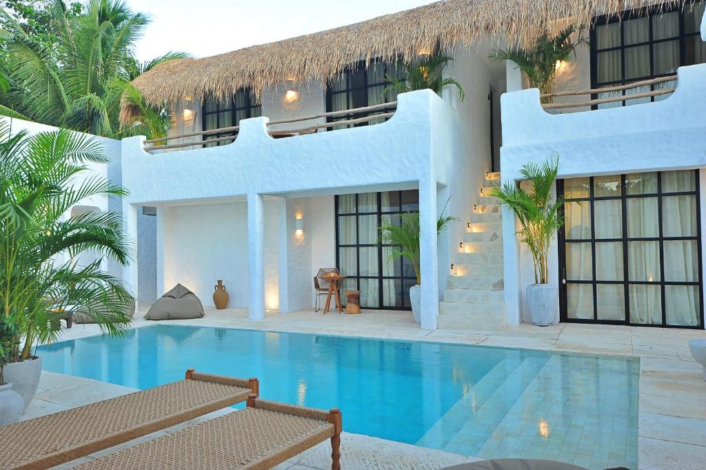 Amara Uluwatu in Uluwatu