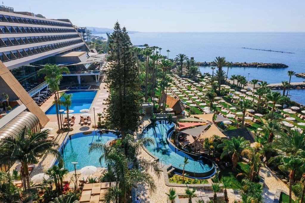 Amathus Beach Hotel Limassol in Limassol