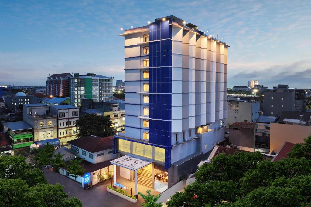 Aston Inn Pantai Losari Makassar in Makassar