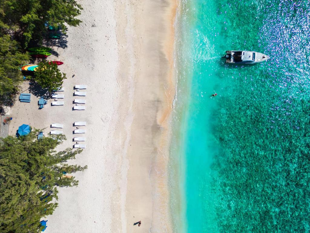 Bale Sampan Boutique Bungalows in Gili Trawangan