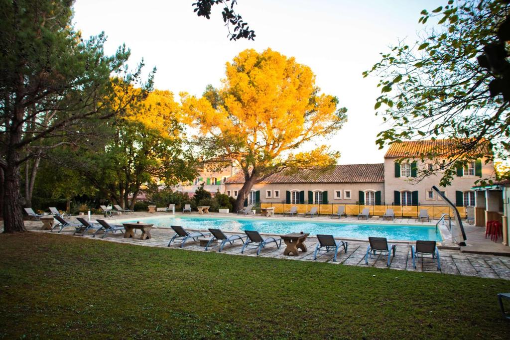 Best Western Le Val Majour in Arles