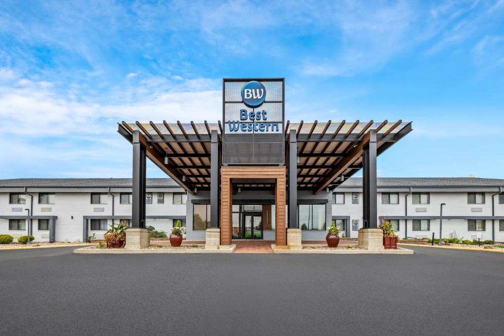Best Western West Towne Suites in Madison