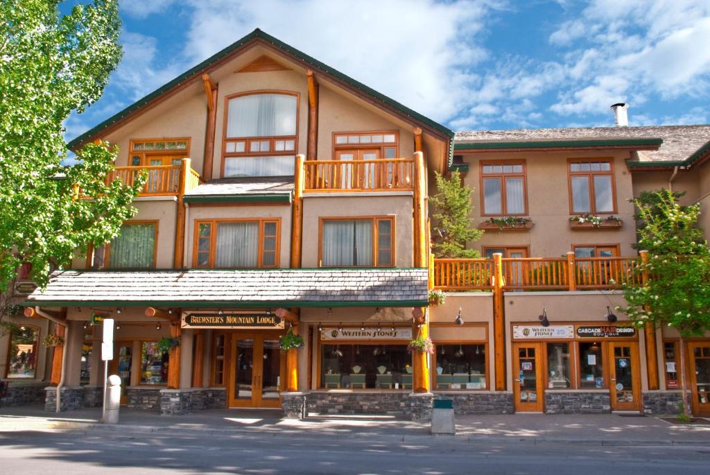 Brewster Mountain Lodge in Banff