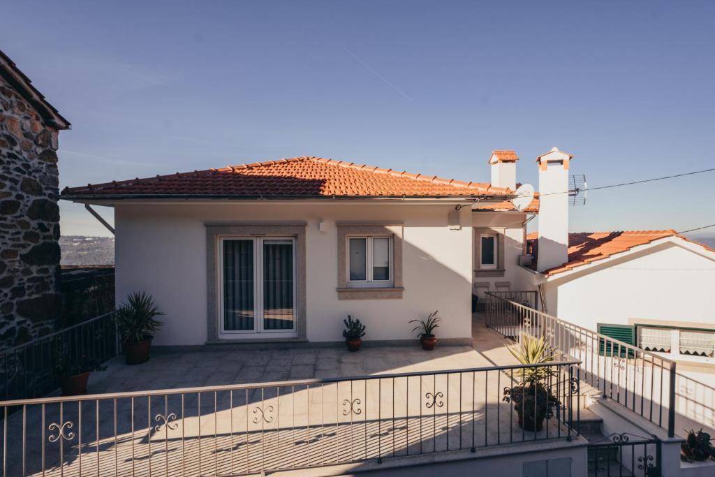 Cabanelas Country House - Casa do Luís in Vale de Cambra
