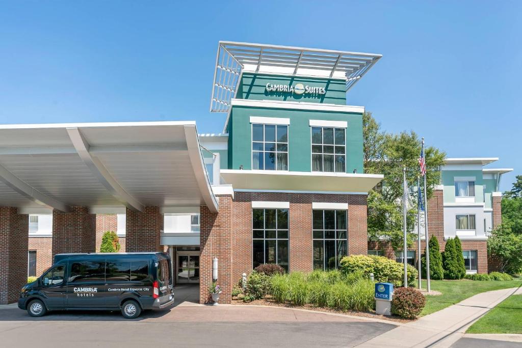 Cambria Hotel Traverse City in Traverse City