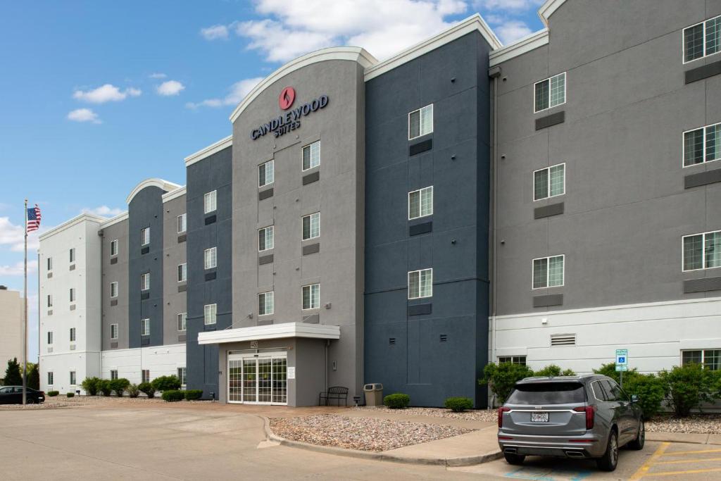 Candlewood Suites Kansas City Northeast by IHG in Kansas City