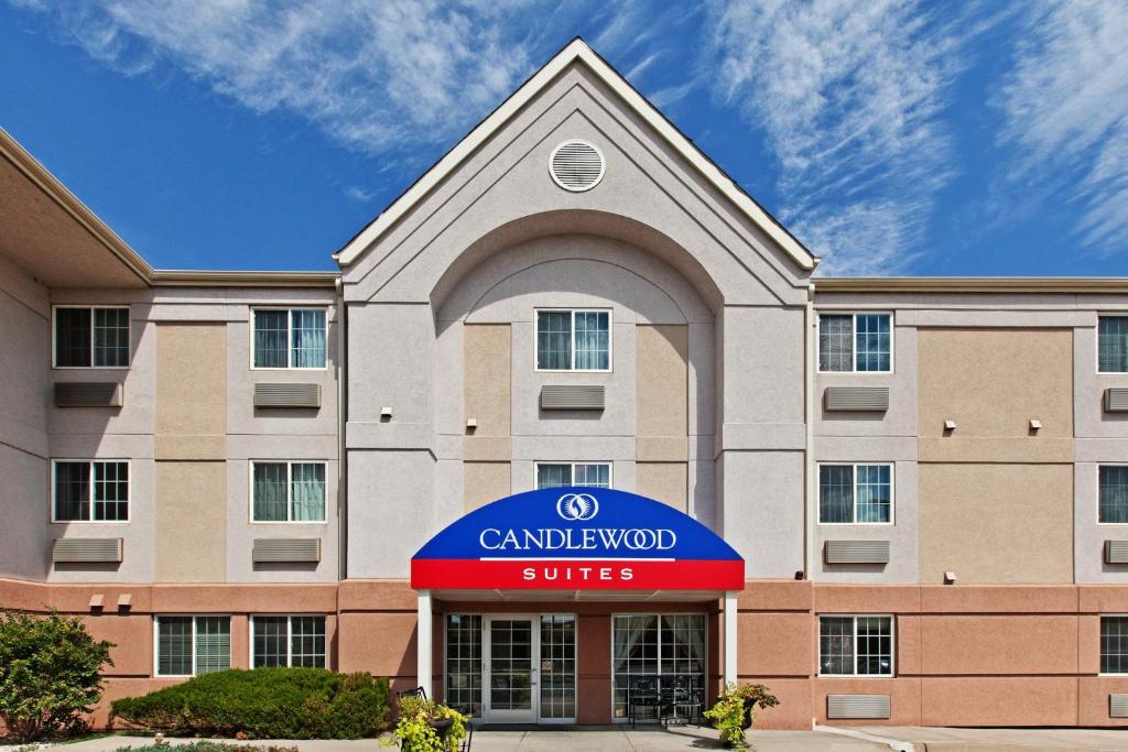 Candlewood Suites Wichita - Airport by IHG in Wichita