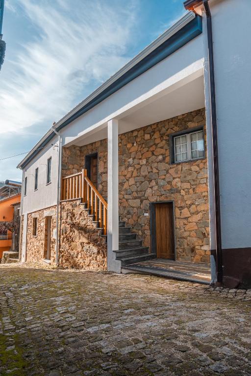Casa das Ruas (Xisto Sentido®) in Oleiros