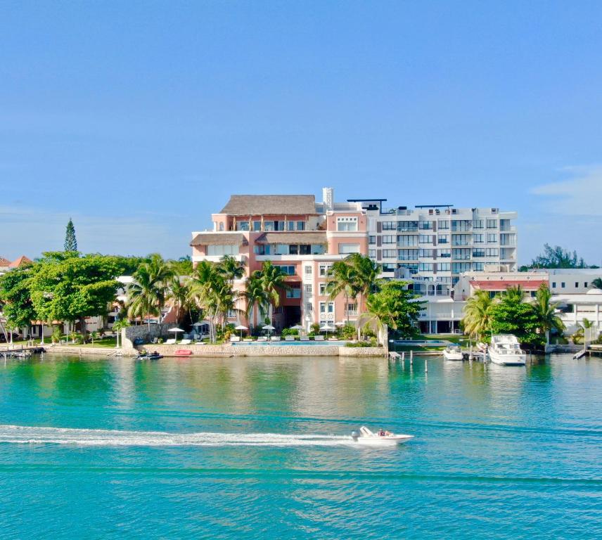 Casa Tortugas Boutique Hotel - A Hidden Gem in Cancun in Cancún