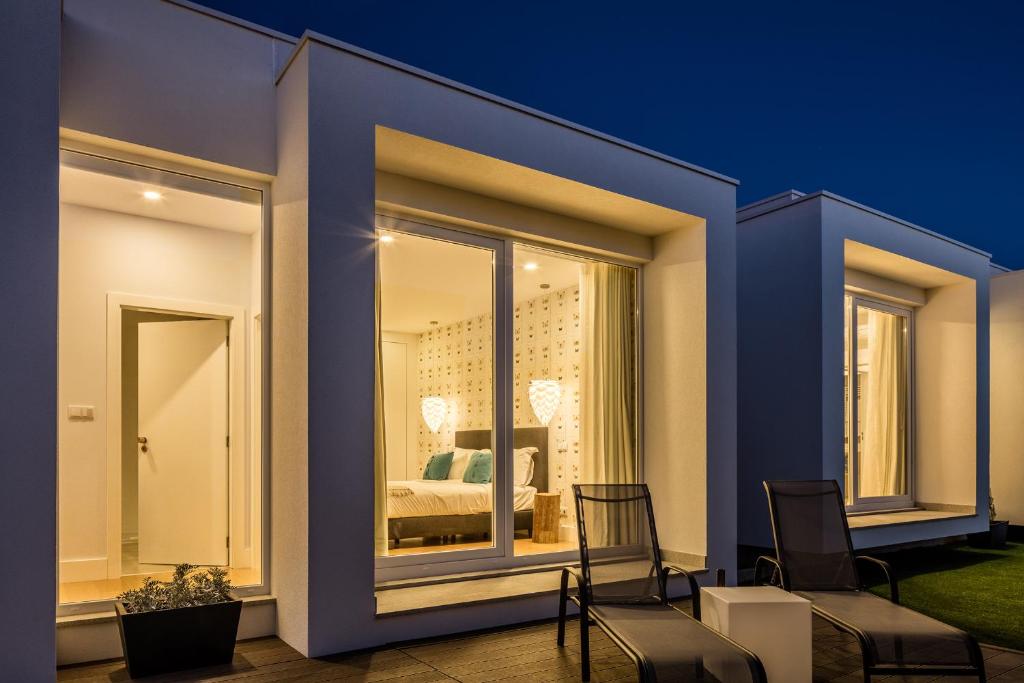Cerca Design House in Fundão