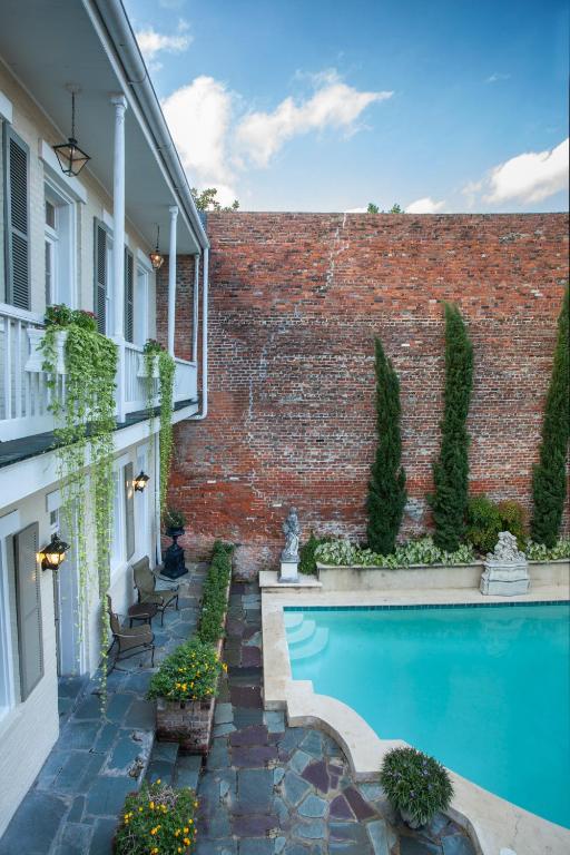 Chateau Hotel in New Orleans