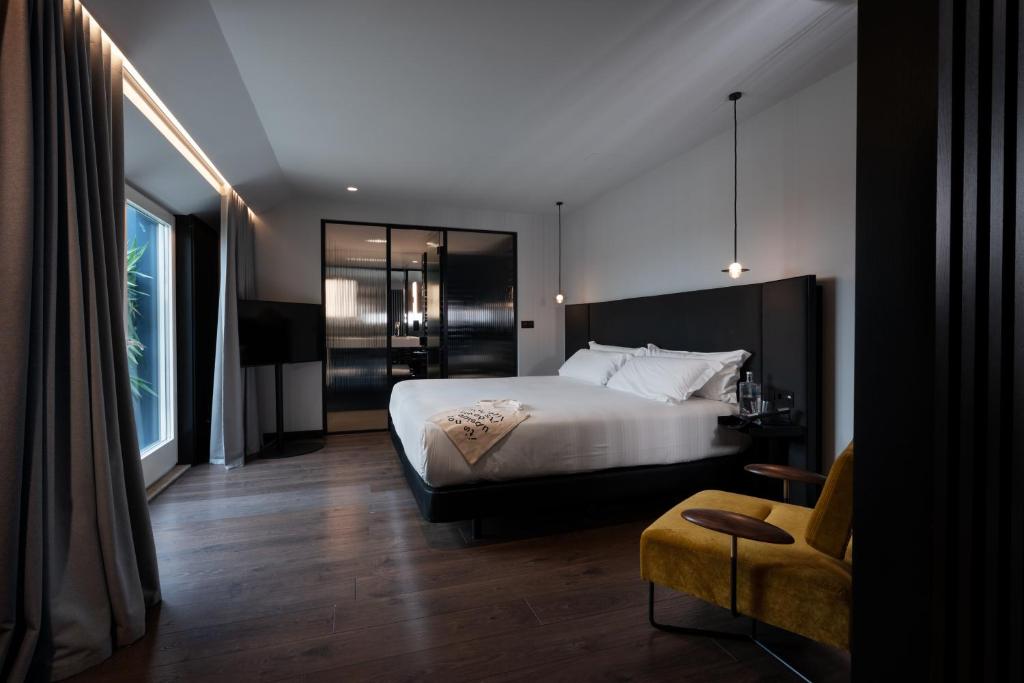 chic&basic Gravity in Porto