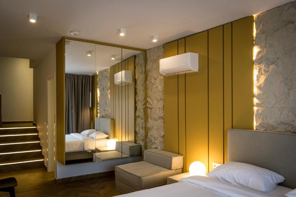 City Breeze Suites in Crete