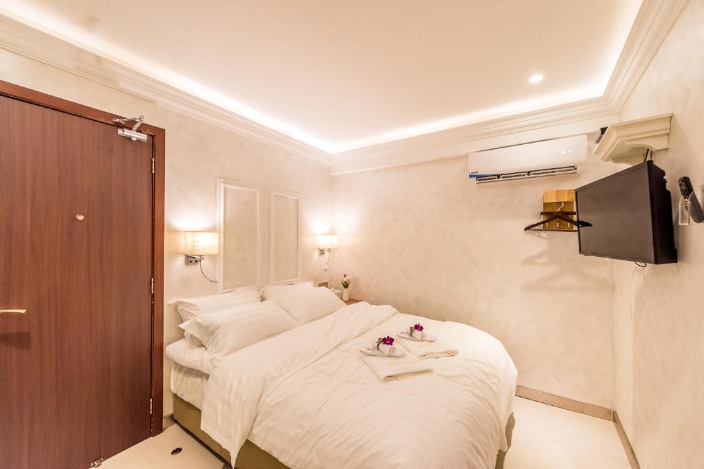 CJ Residence - Opposite Public Bank Centre Point in Kota Kinabalu