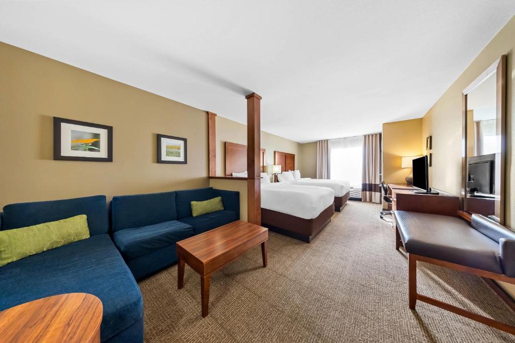 Comfort Inn & Suites West - Medical Center in Rochester