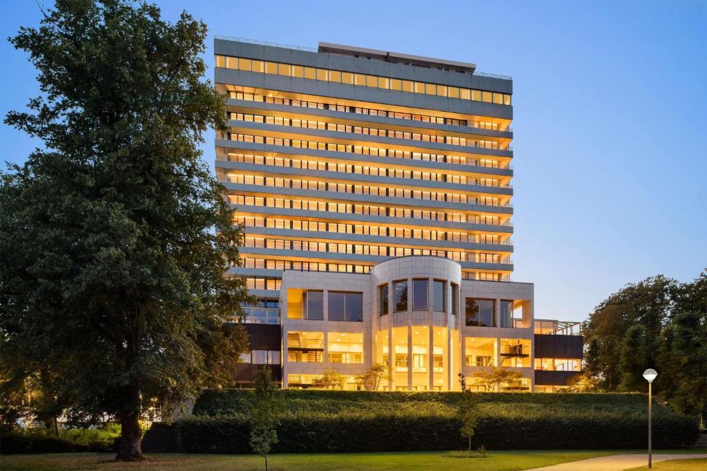 Comwell Hvide Hus Aalborg, Dolce by Wyndham in Aalborg