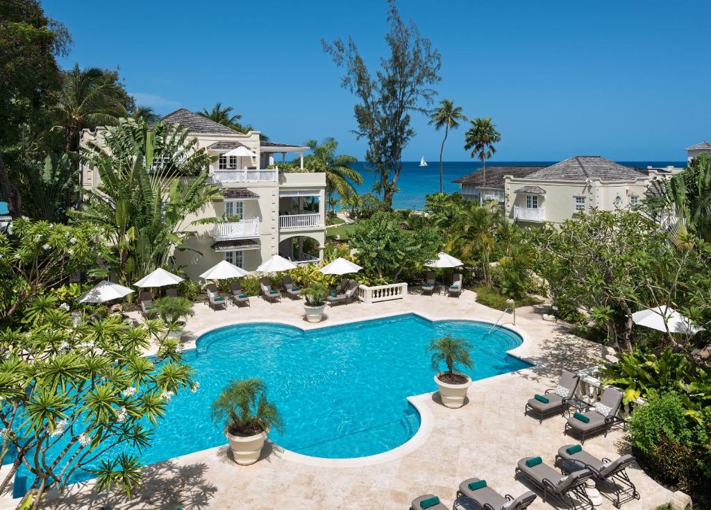 Coral Reef Club in Holetown