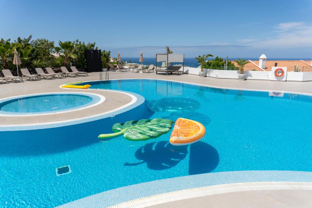 Costa Adeje Garden Aparthotel in Playa de las Américas