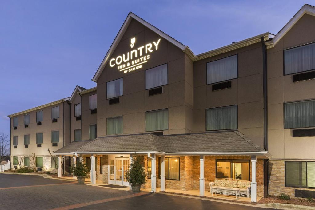 Country Inn & Suites by Radisson, Asheville - Outlet Mall in Asheville