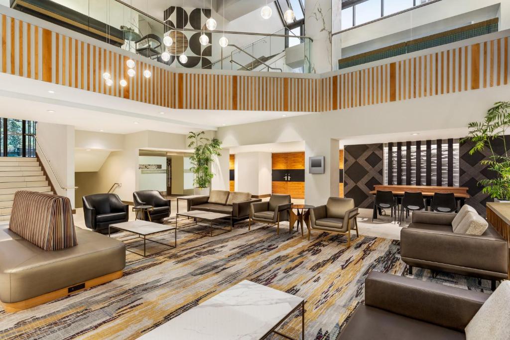 Crowne Plaza Seattle - No Resort Fee - Newly Renovated IHG Hotel in Seattle