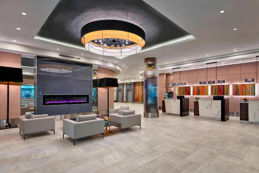 Delta Hotels by Marriott Edmonton Centre Suites in Edmonton