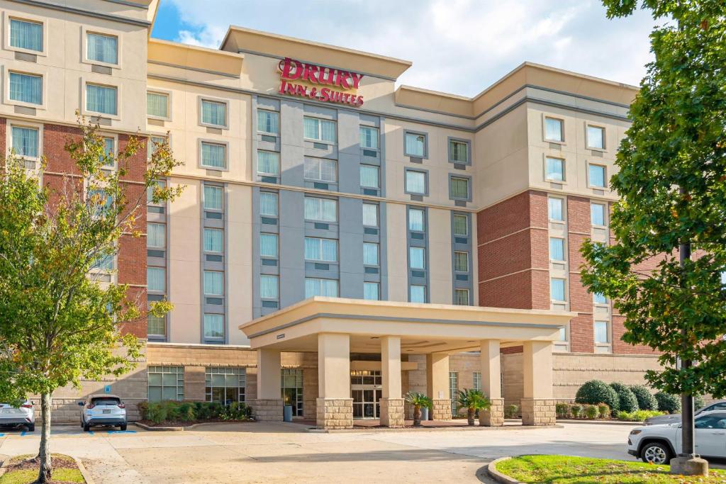 Drury Inn & Suites Baton Rouge in Baton Rouge