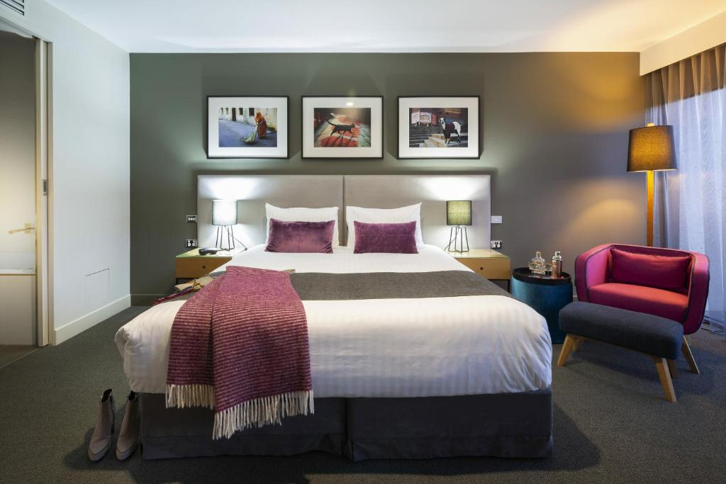 East Hotel and Apartments in Canberra