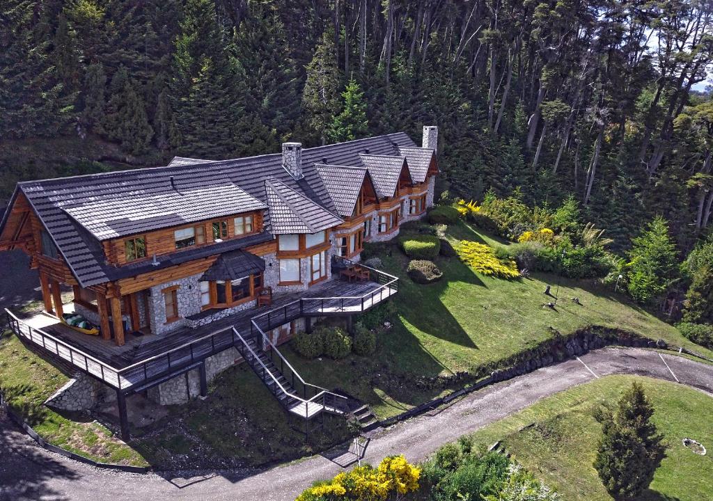 El Bosque by DOT Tradition in Villa La Angostura