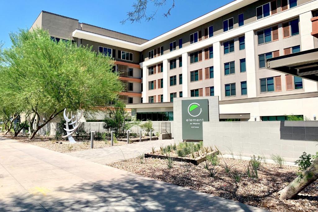 Element by Marriott Scottsdale at SkySong in Scottsdale