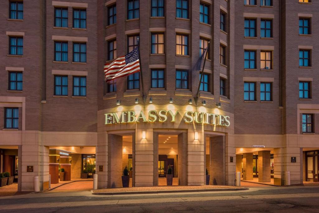 Embassy Suites by Hilton Alexandria Old Town in Alexandria