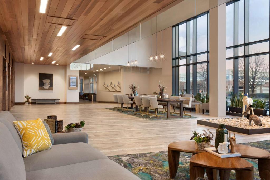 Embassy Suites By Hilton Boulder in Boulder