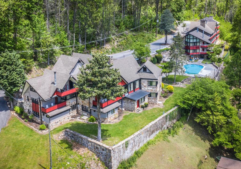 Fabulous Chalet Inn in Gatlinburg