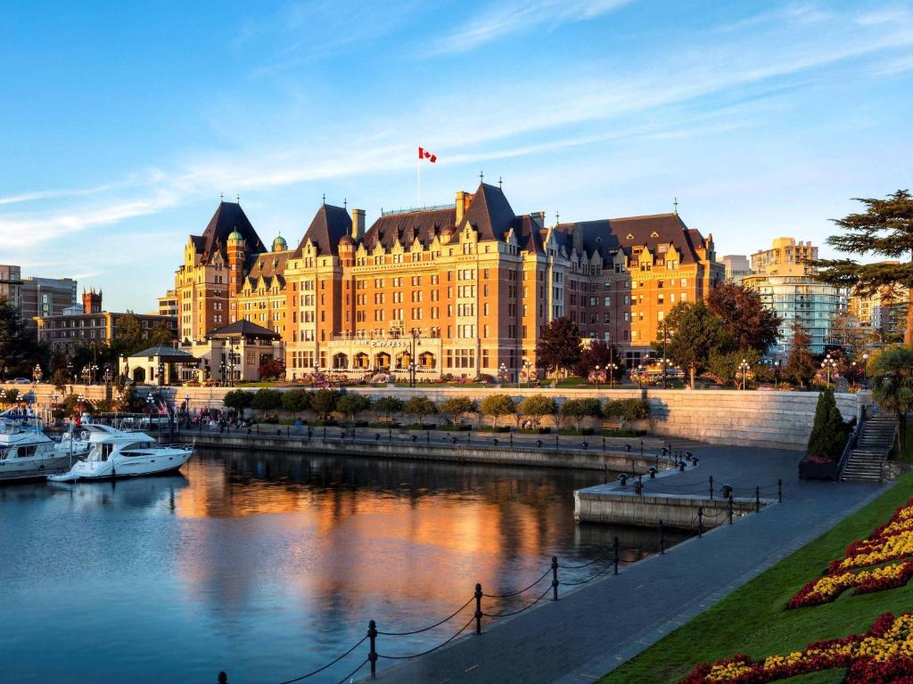 Fairmont Empress Hotel in Victoria