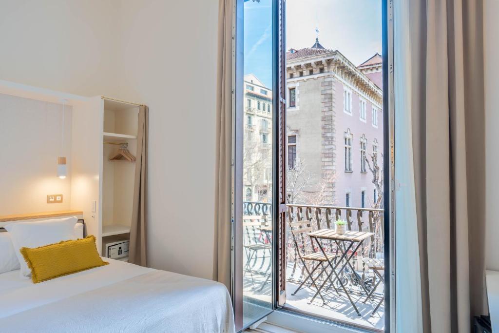 Feelathome Casa Bertrand in Barcelona