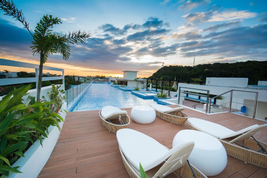 Ferra Hotel and Garden Suites in Boracay