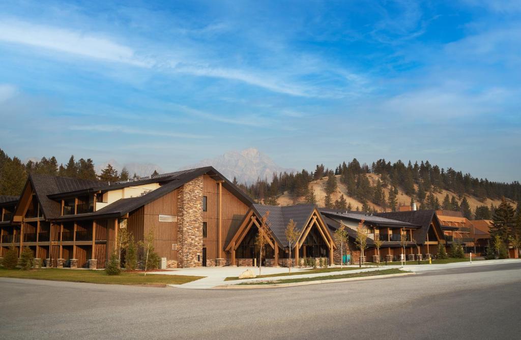 Forest Park Hotel in Jasper
