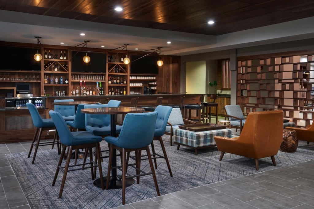 Four Points by Sheraton Chicago Schaumburg in Schaumburg