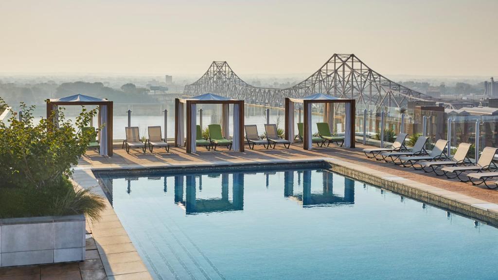 Four Seasons St. Louis in St. Louis