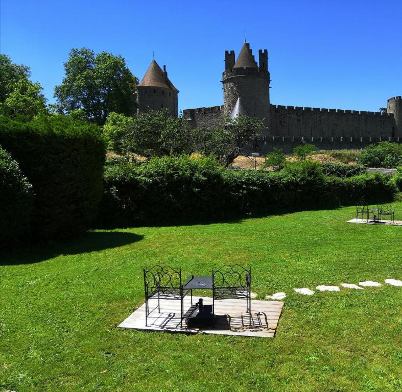 GOOD KNIGHT in Carcassonne