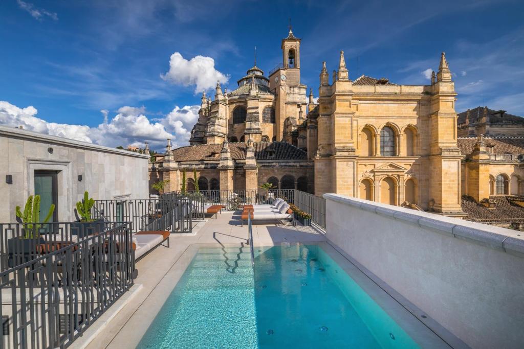 Gran Hotel Claridge Granada - Preferred Hotels & Resorts in Granada