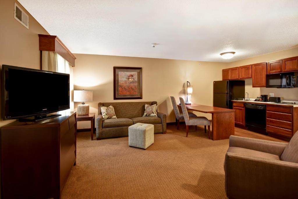 GrandStay Hotel & Suites La Crosse in La Crosse