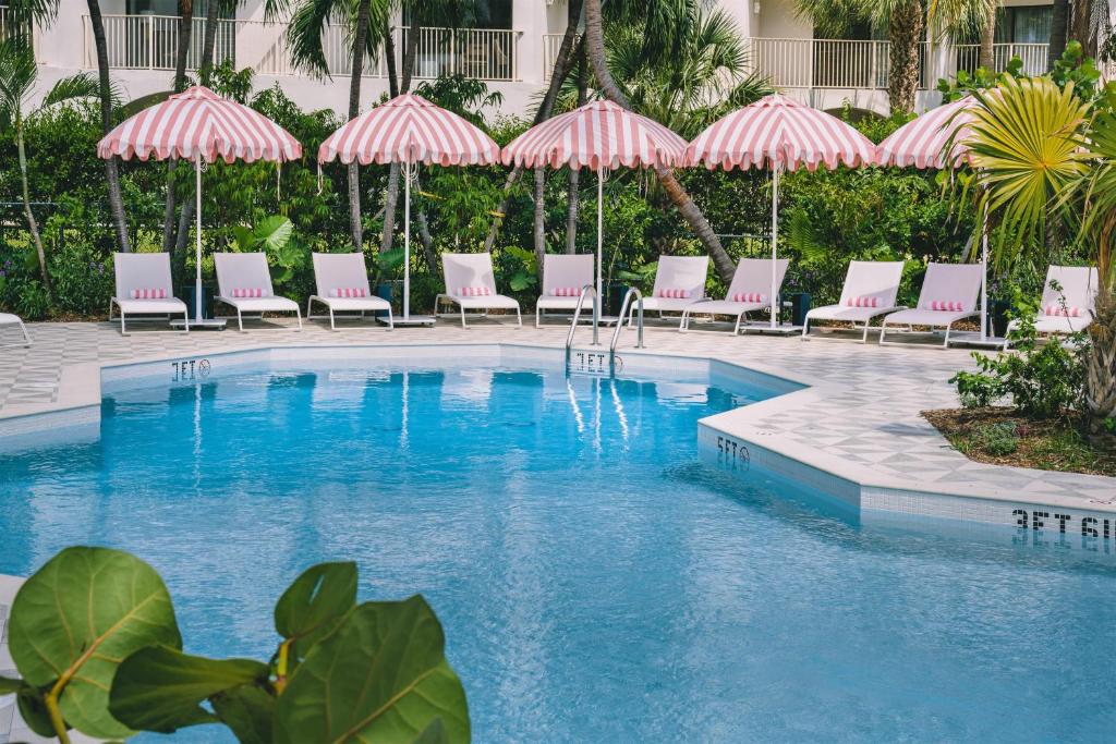 Hampton by Hilton Grand Cayman Seven Mile Beach in George Town