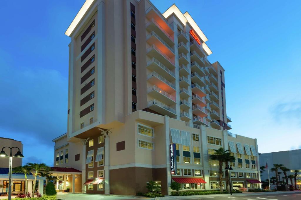 Hampton Inn and Suites Clearwater Beach in Clearwater Beach