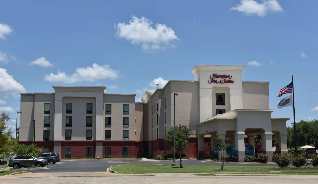 Hampton Inn & Suites Alexandria in Alexandria